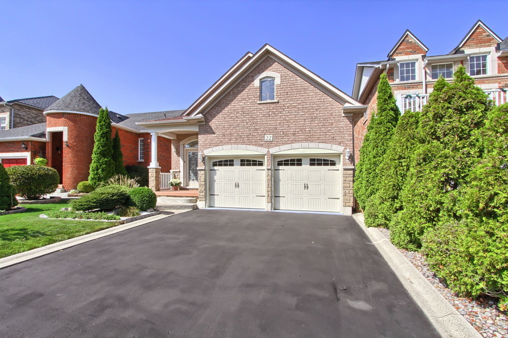 22 Bonistel  Cres  Brampton Ontario Canada Sale residential YELENA  PALAGNYUK PRIME REALTY BROKERAGE INC., Brokerage*