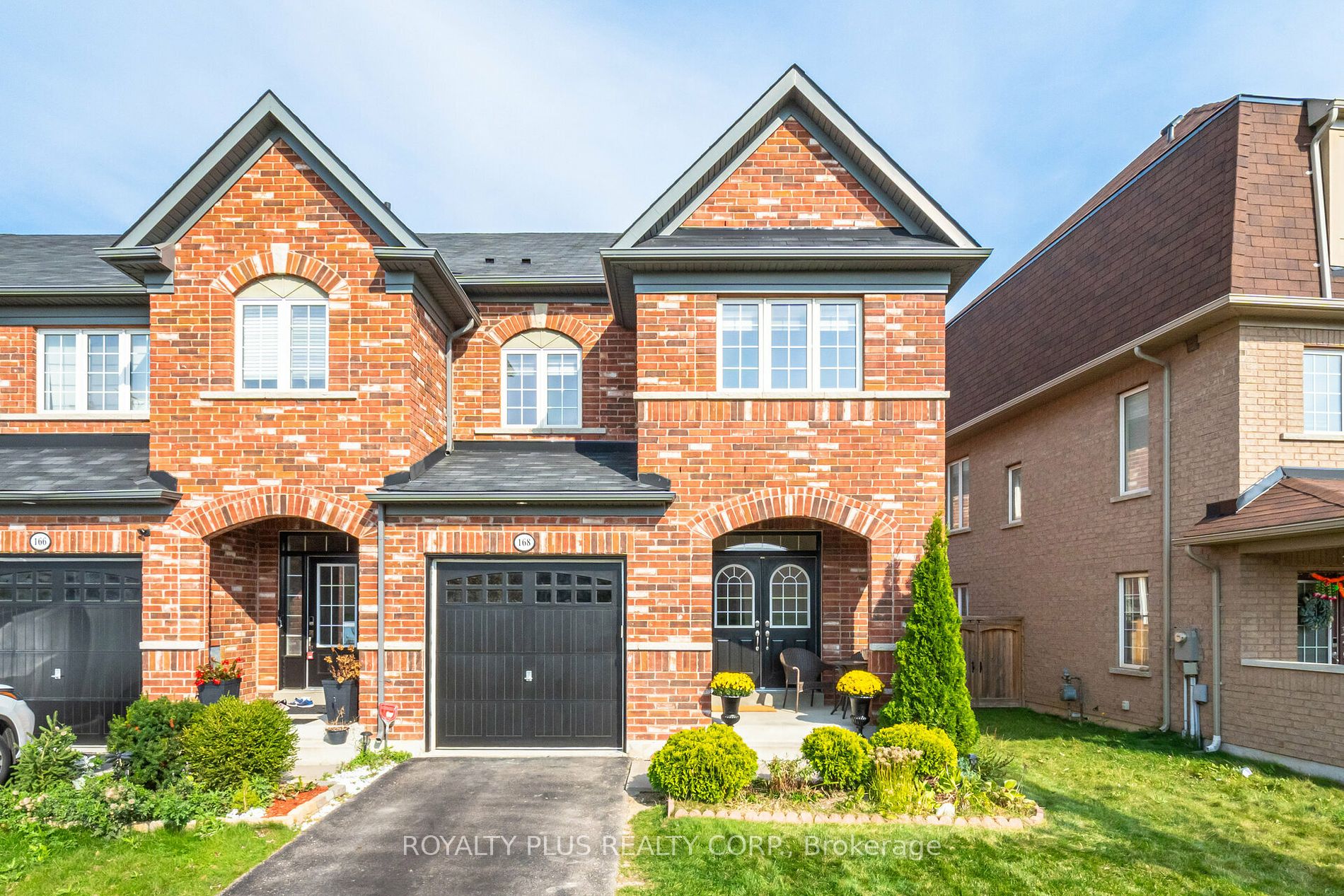 168 Sussexvale Dr Brampton Ontario Canada Sold residential Mary Barone ROYALTY PLUS REALTY CORP., Brokerage*
