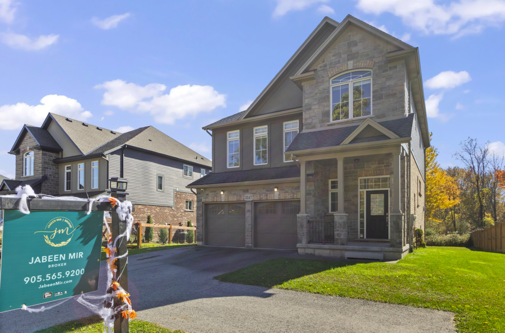 3547 Dominion Road   Fort Erie Ontario Canada Sale residential Jabeen Mir Right at Home Realty, Brokerage*