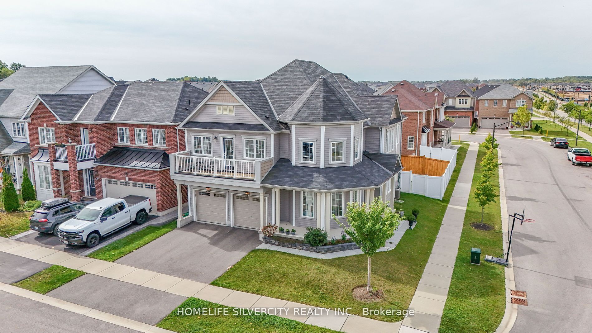 25 Sinden Rd Brantford Ontario Canada Sold residential Gurjeet Sandhu ੴ MBA ABR®,SRS®, AHWD®,PR RE/MAX Realty Services Inc., Brokerage*