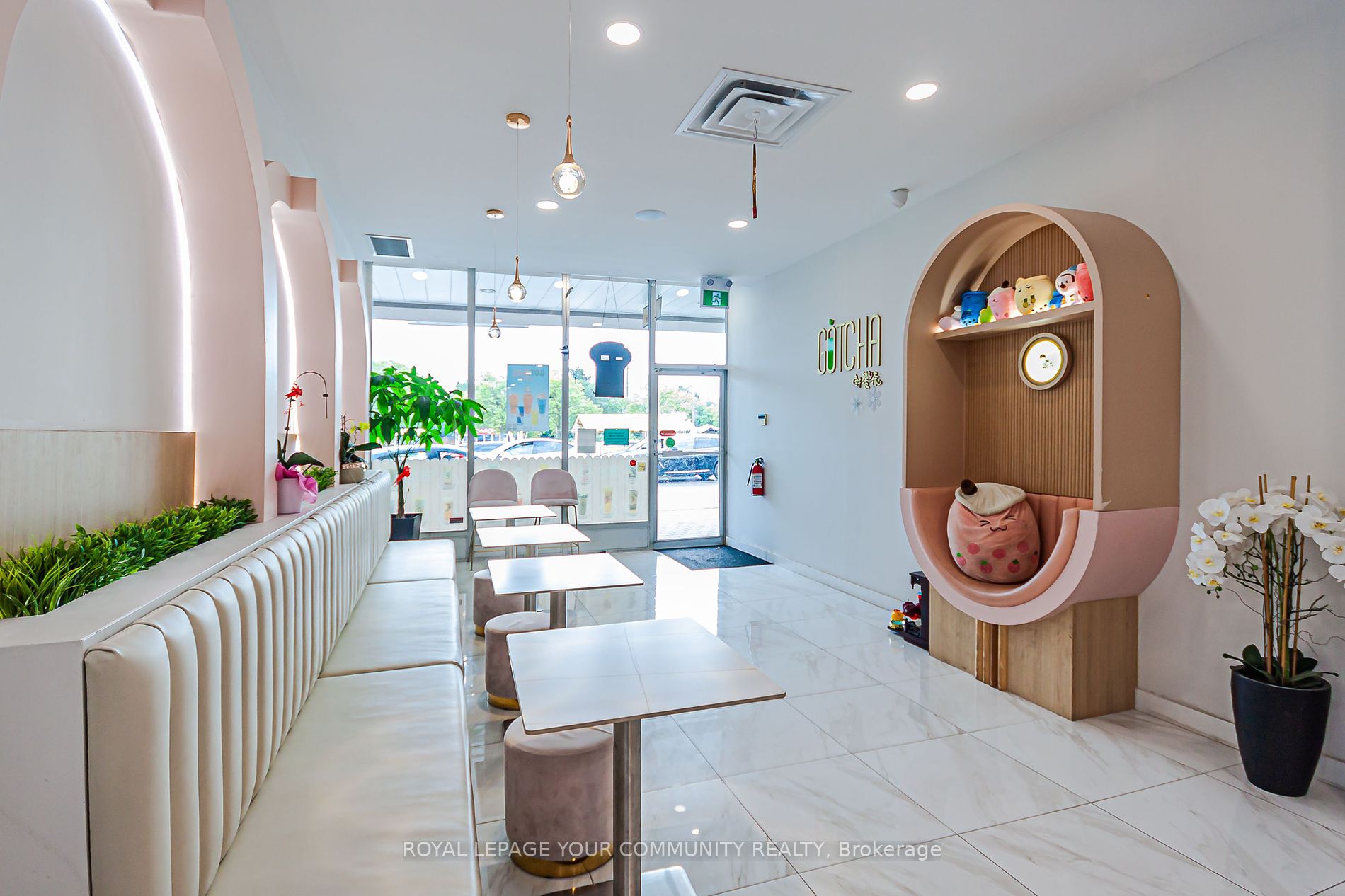 #9 - 5762 Highway 7 Road E Markham Ontario Canada Sale commercial William Gyamfi Gita Vilimek Royal Lepage Your Community Realty