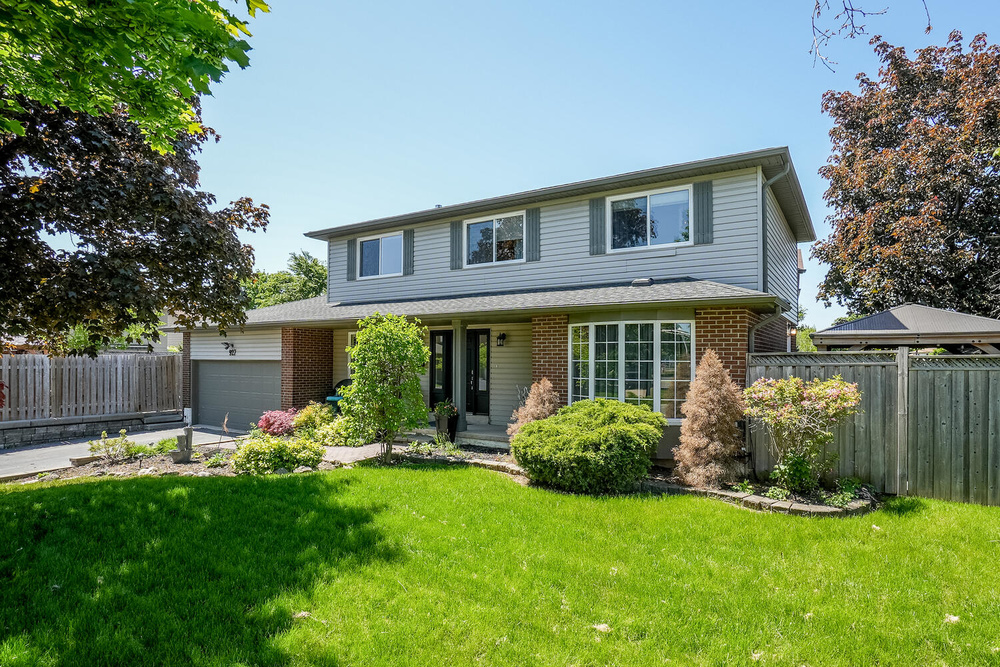 927 Hemlock Dr Milton Ontario Canada Sold residential Monica Keess Royal LePage Meadowtowne Realty Inc., Brokerage