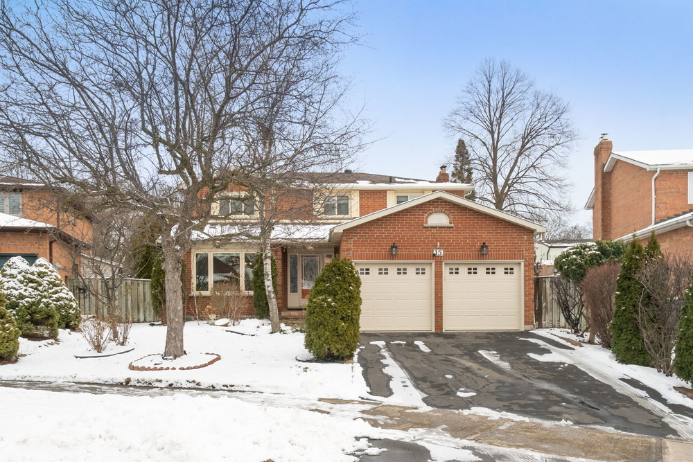 15 Oakington Pl Mississauga Ontario Canada Sold residential Monica Keess Royal LePage Meadowtowne Realty Inc., Brokerage