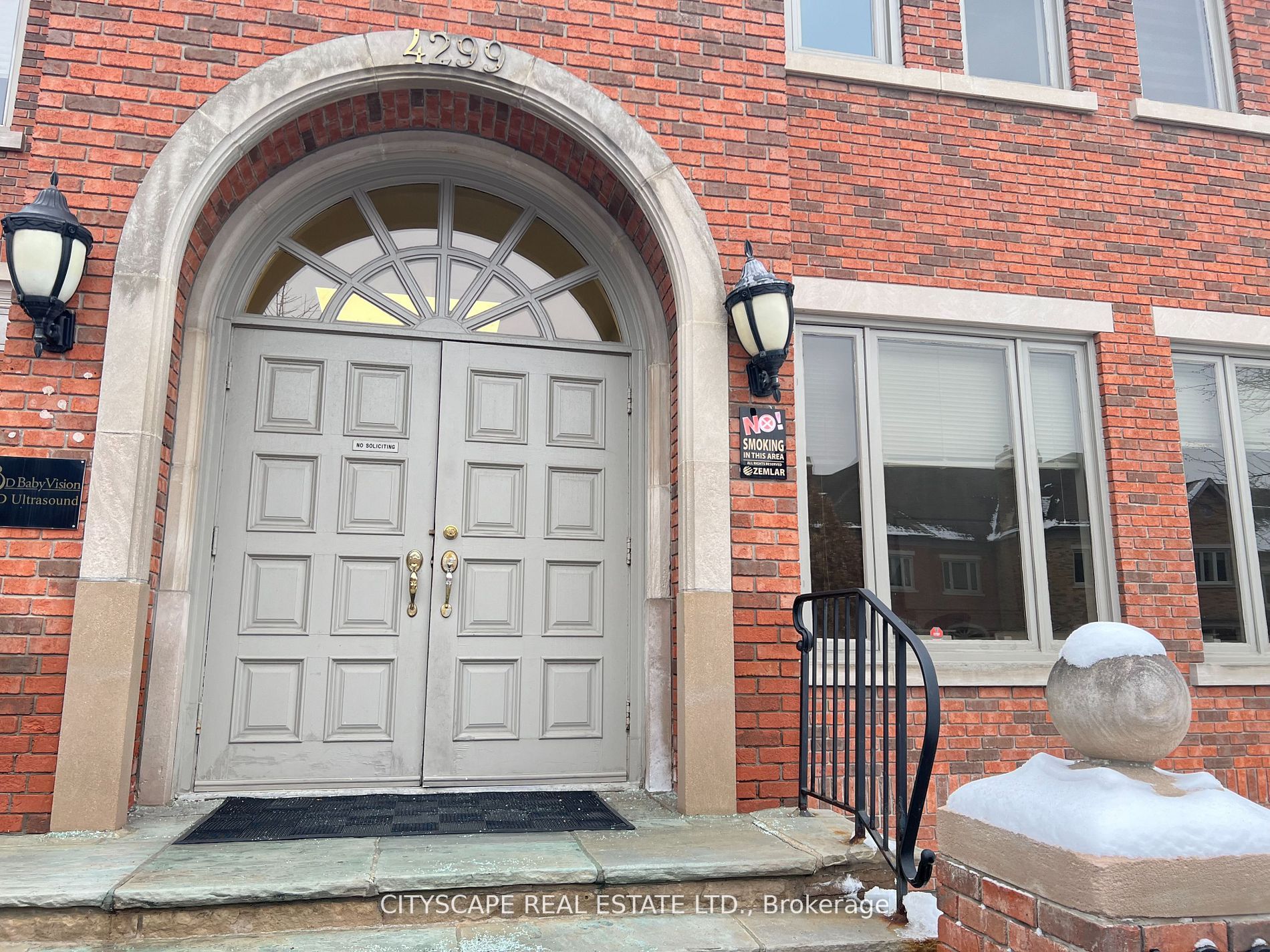 4299 Village Centre Mississauga Ontario Canada Lease commercial Anees Ahmed Cityscape Real Estate Ltd., Brokerage 