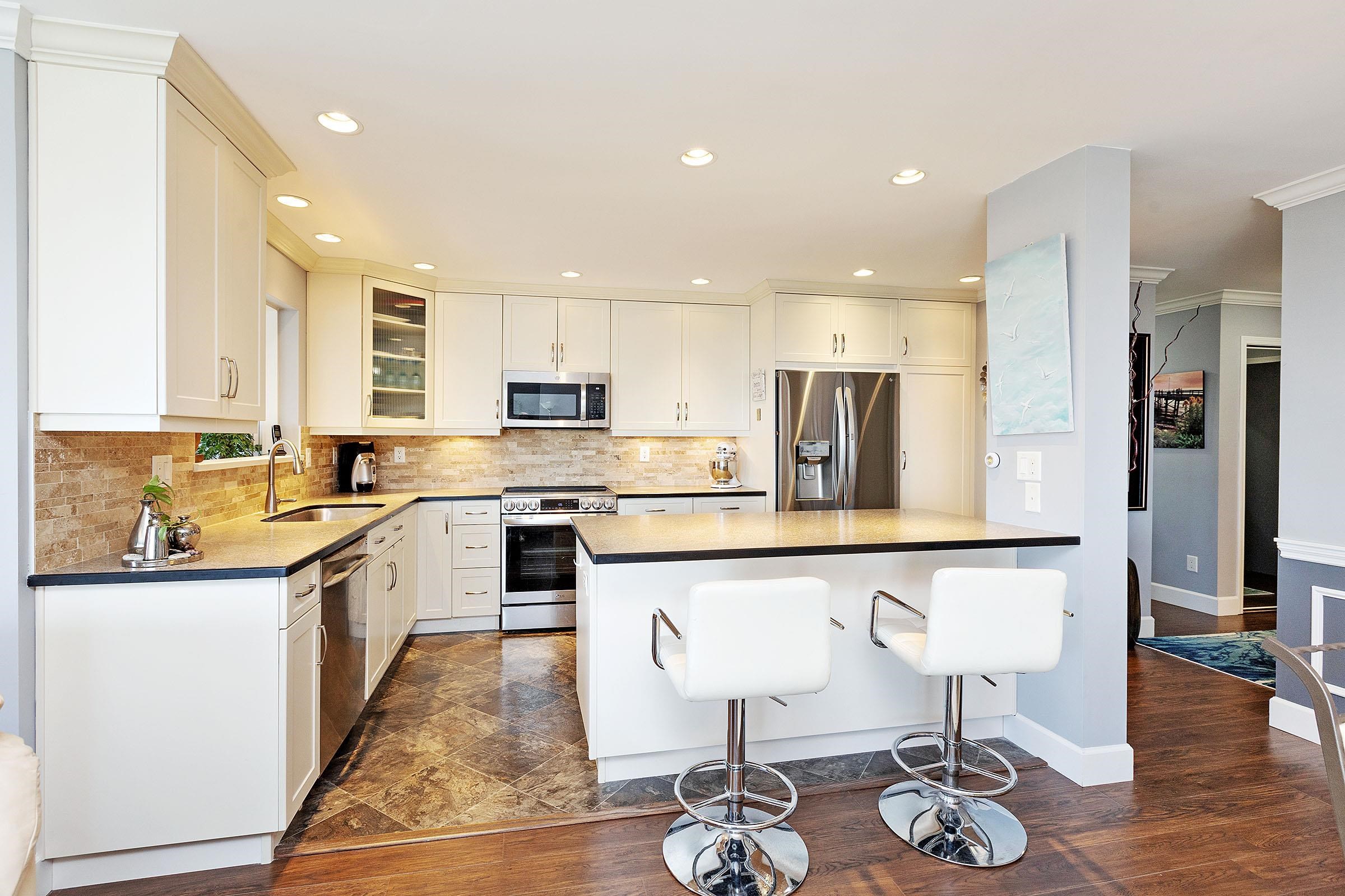 306 - 1234 MERKLIN STREET White Rock British Columbia Canada Sold residential Priscilla Pizarro Team 3000 Realty Ltd.