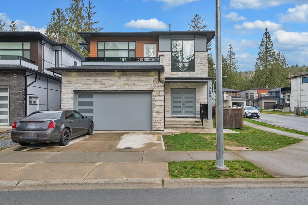 36681 DIANNE BROOK AVENUE Abbotsford British Columbia Canada Sale residential Gopinath Surabathula Century 21 Coastal Realty Ltd., Brokerage*