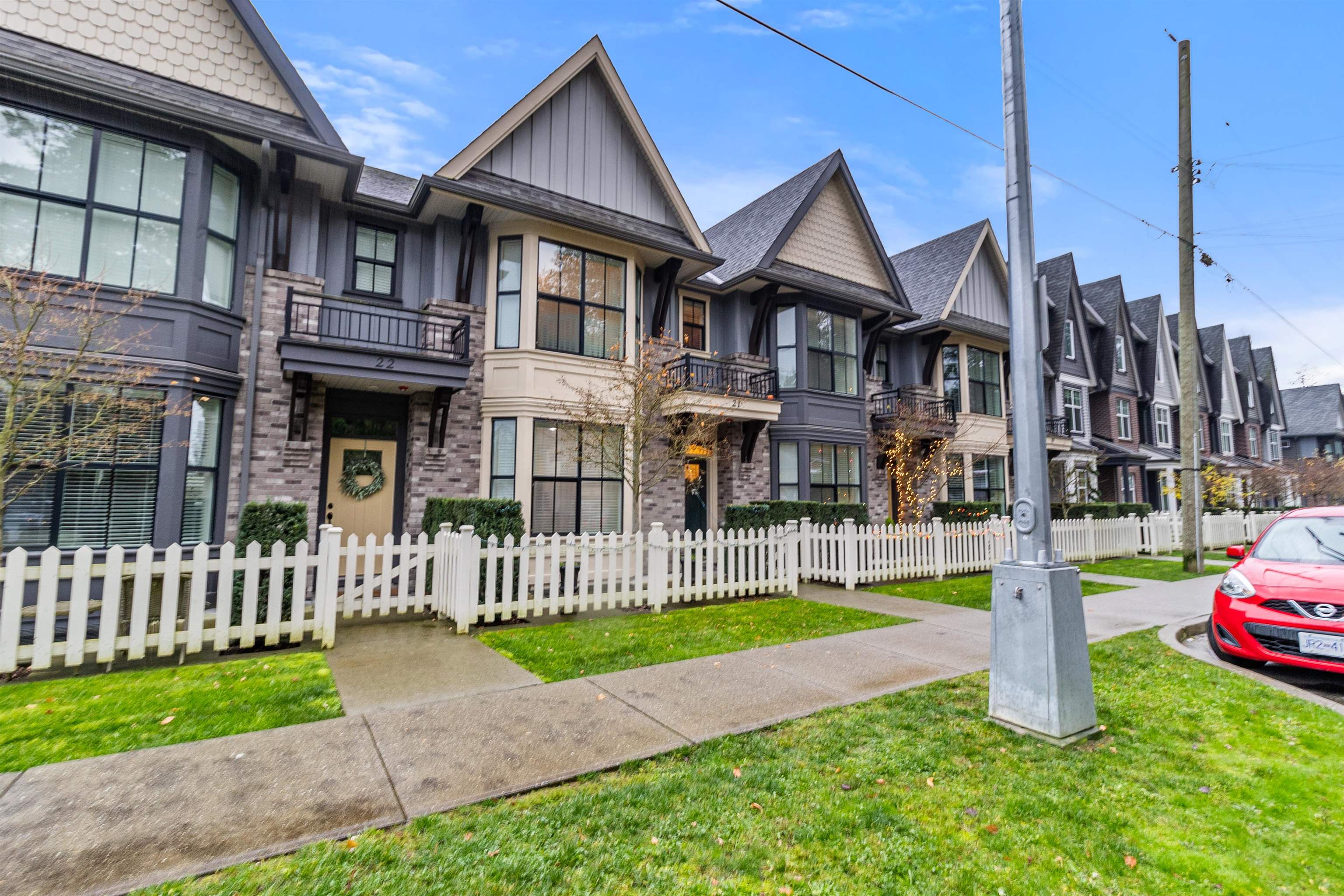 21 - 33460 LYNN AVENUE Abbotsford British Columbia Canada Sale residential Gopinath Surabathula Century 21 Coastal Realty Ltd., Brokerage*