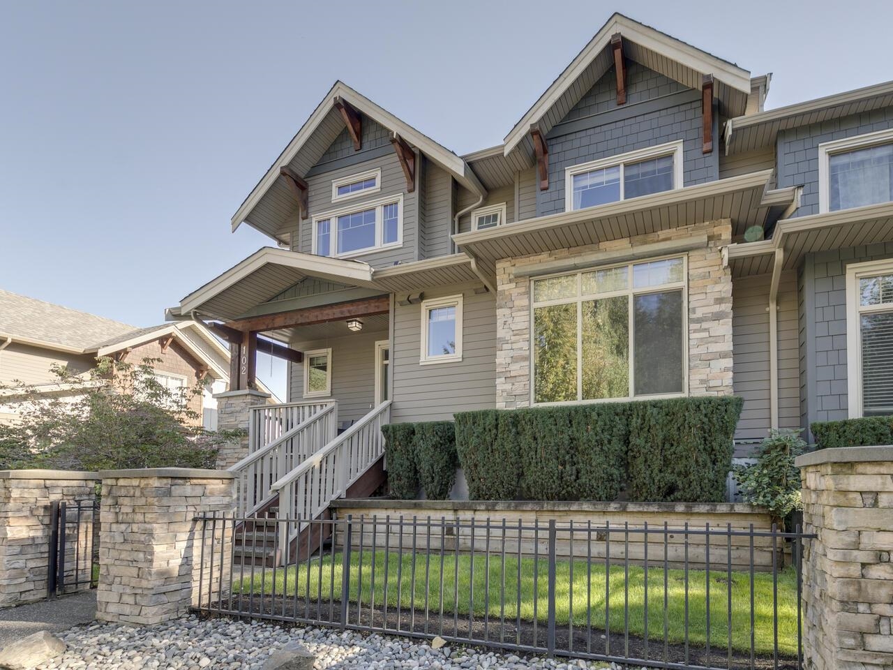 102 - 3458 BURKE VILLAGE PROMENADE Coquitlam British Columbia Canada Sale residential Ehsan Vejdani RA Realty Alliance Inc.