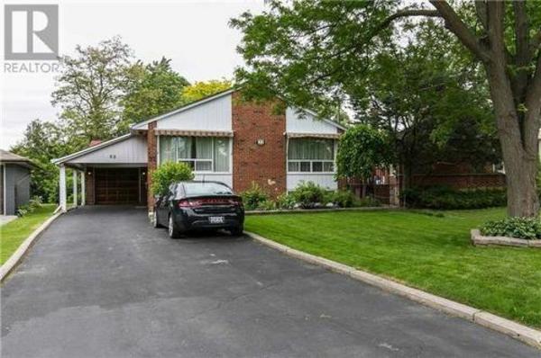 32 Mitre Pl  Etobicoke Ontario Canada Sold residential Mary Barone ROYALTY PLUS REALTY CORP., Brokerage*