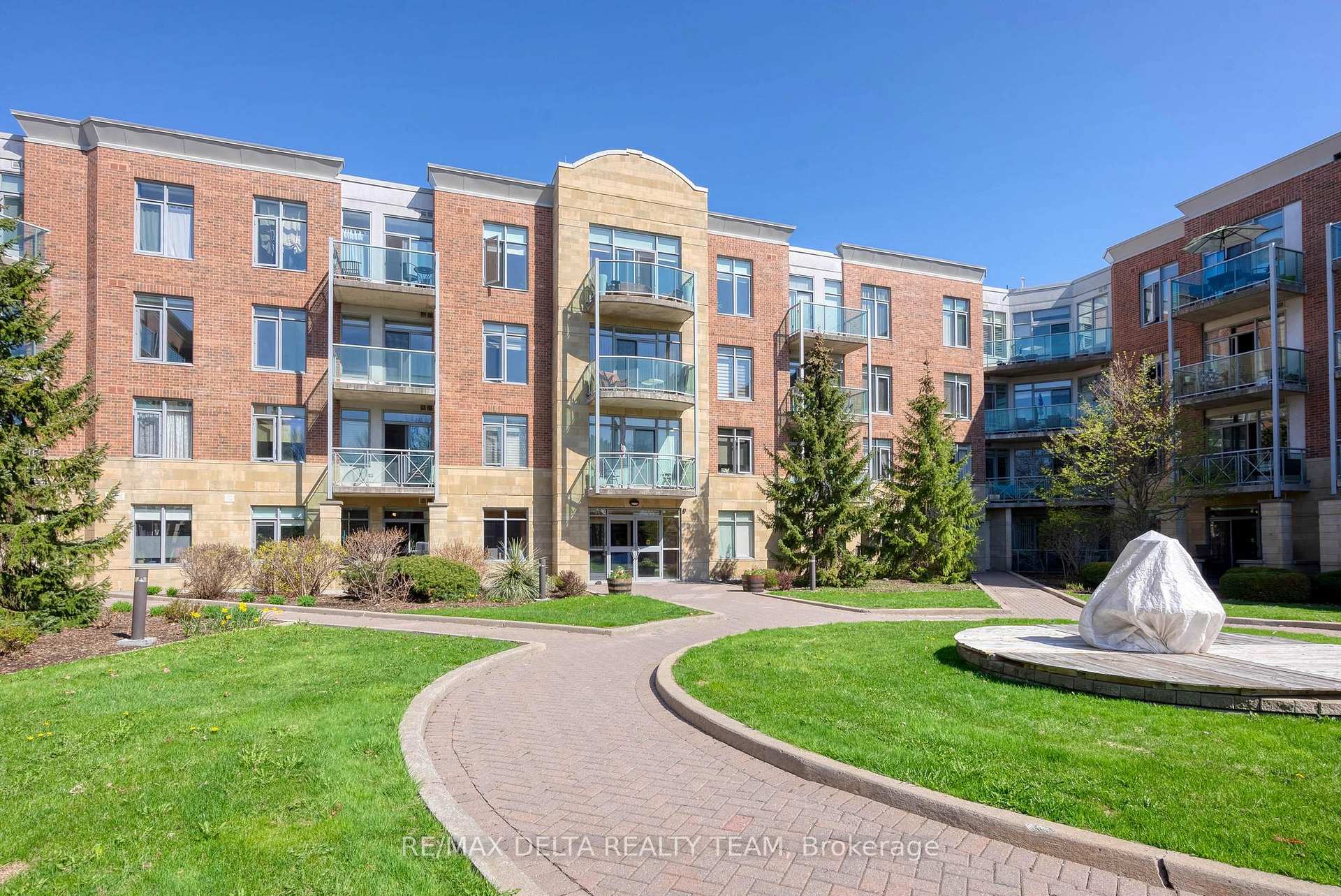 212 - 205 Bolton Street Ottawa Ontario Canada Rented residential   Royal LePage Performance Realty, Brokerage *