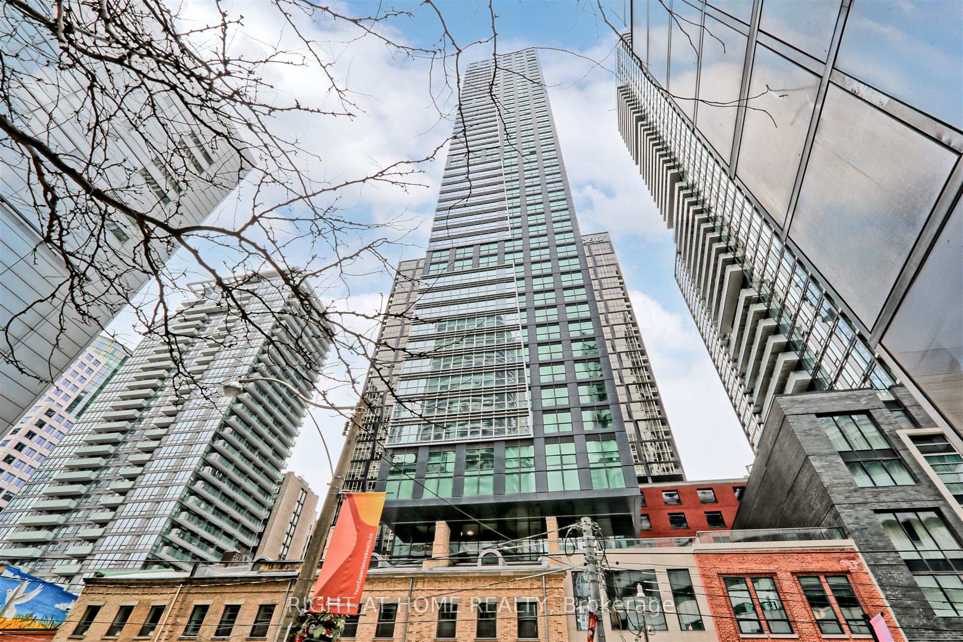 1307 - 327 King Street W Toronto Ontario Canada Rented residential Paul Song, Residential and Commercial Right at Home Realty, Brokerage*