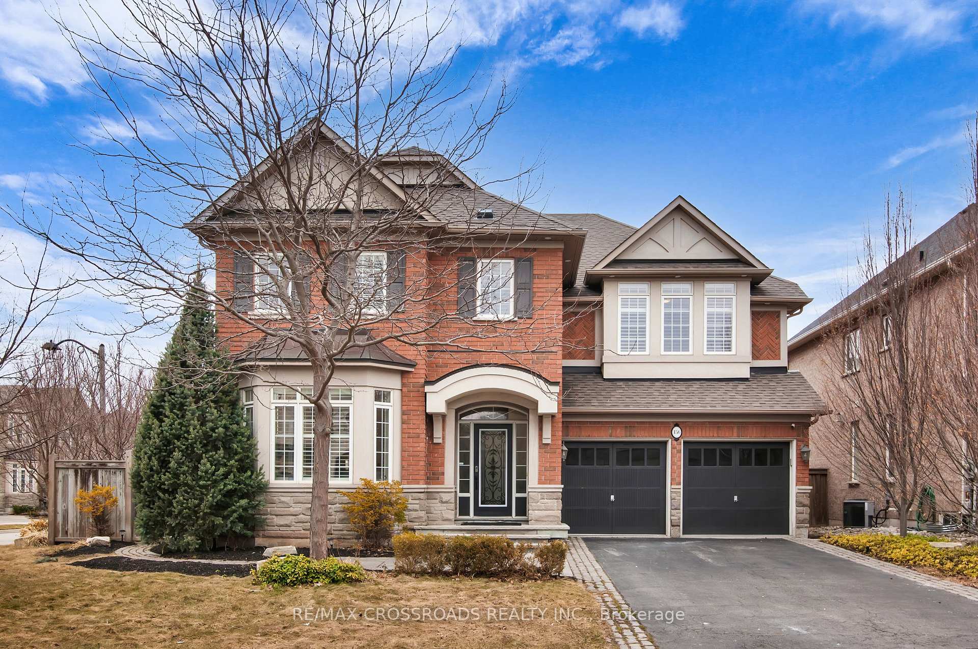 156 Innville Crescent Oakville Ontario Canada Sold residential Moses Lu RE/MAX CROSSROADS REALTY INC. Brokerage*