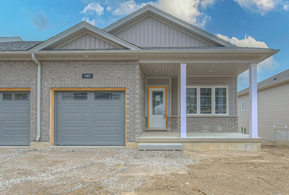 140 Tempera St  Stratford Ontario Canada Sale residential Alejandra Ivic RE/MAX Twin City Realty Inc., Brokerage *