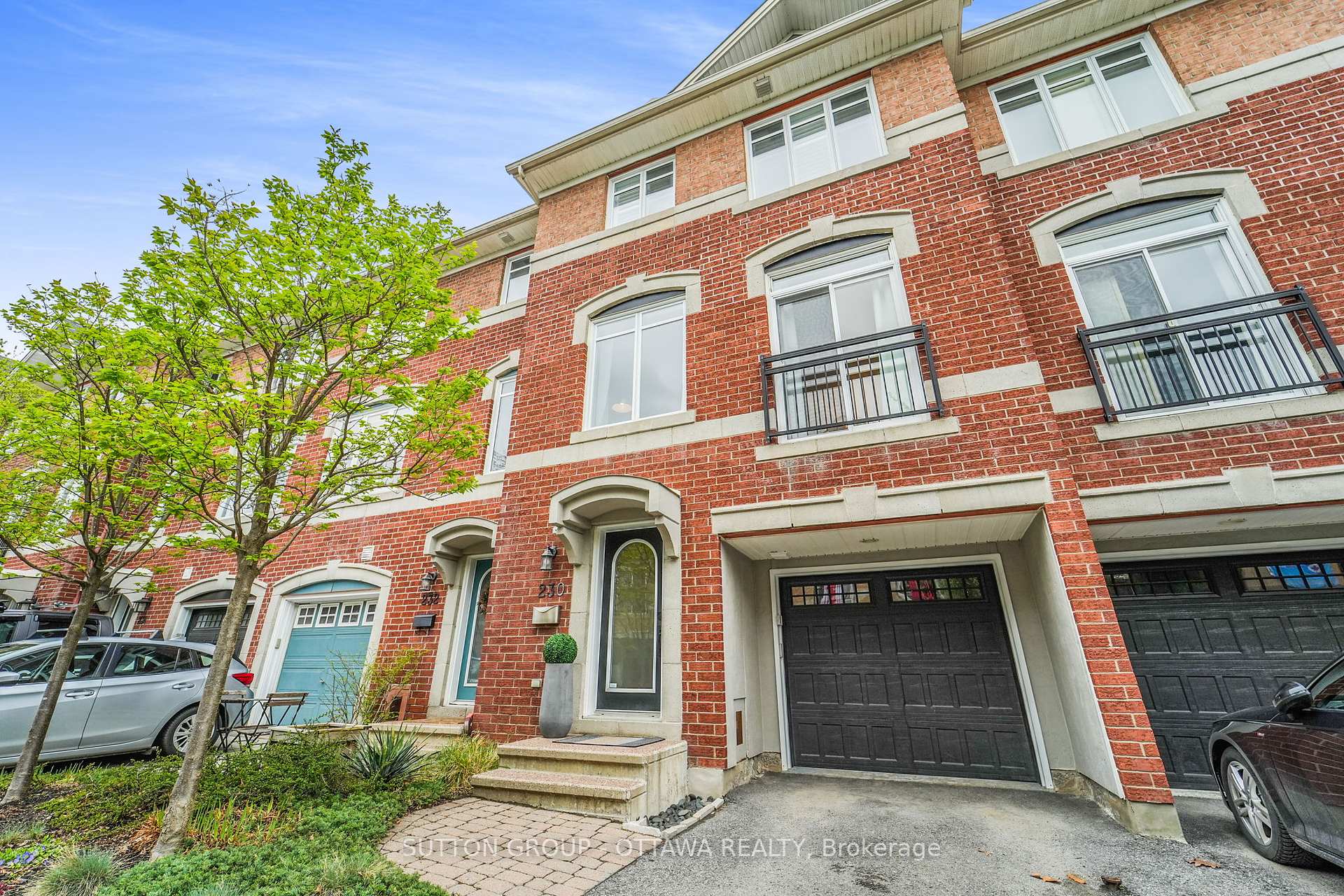 230 West Village Private Ottawa Ontario Canada Sold residential Jeff Birchmore Sutton Group Ottawa Realty, Brokerage*