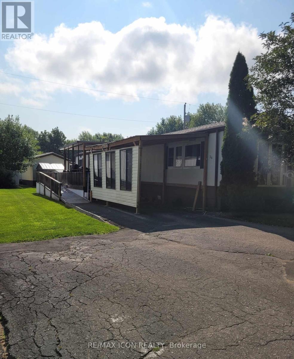 34 - 9839 Lakeshore Road Lambton Shores Ontario Canada Sale residential Steve Riddell SUTTON GROUP - SMALL TOWN TEAM REALTY INC. BROKERAGE*