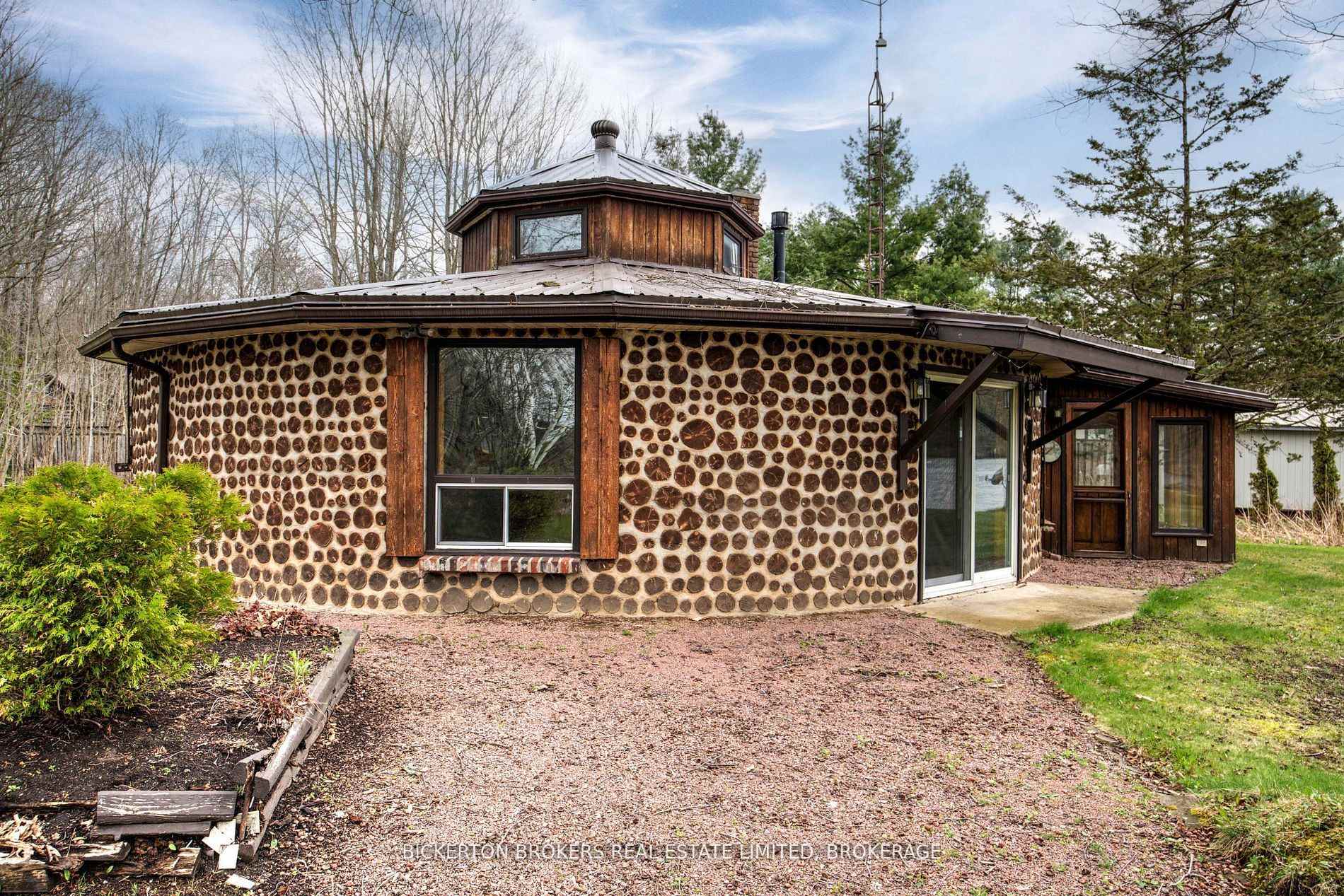 851 Rideauwood Lane Leeds And The Thousand Islands Ontario Canada Sale residential Bickerton Brokers Limited, Brokerage *