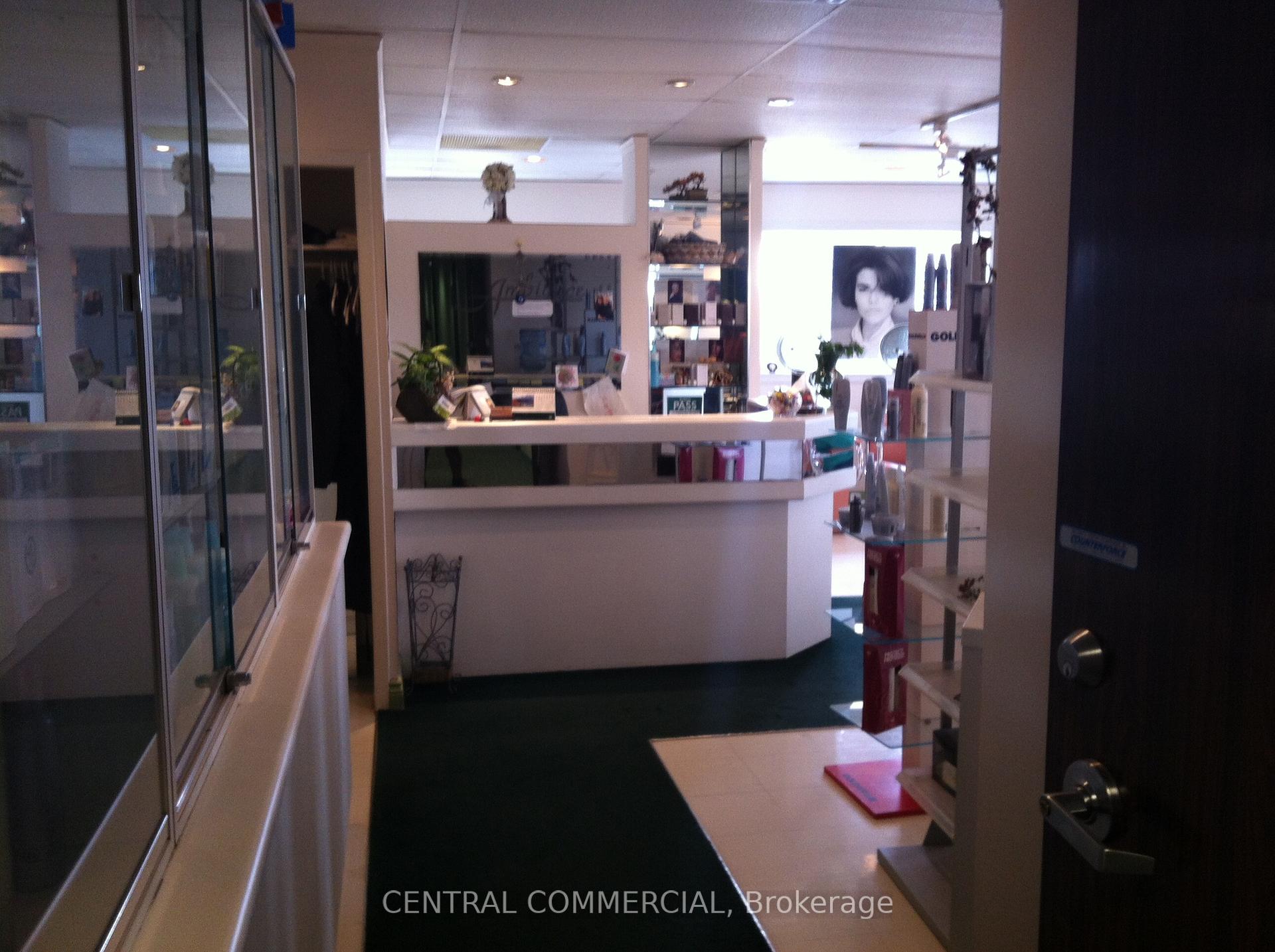 208 - 738 sheppard Avenue E Toronto Ontario Canada Sale commercial Morteza Sedighian Central Commercial Realty