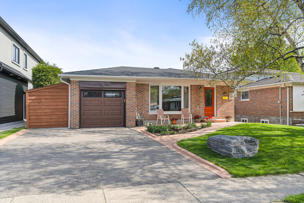 30 Greystone Cres Georgetown Ontario Canada Sold residential Monica Keess Royal LePage Meadowtowne Realty Inc., Brokerage