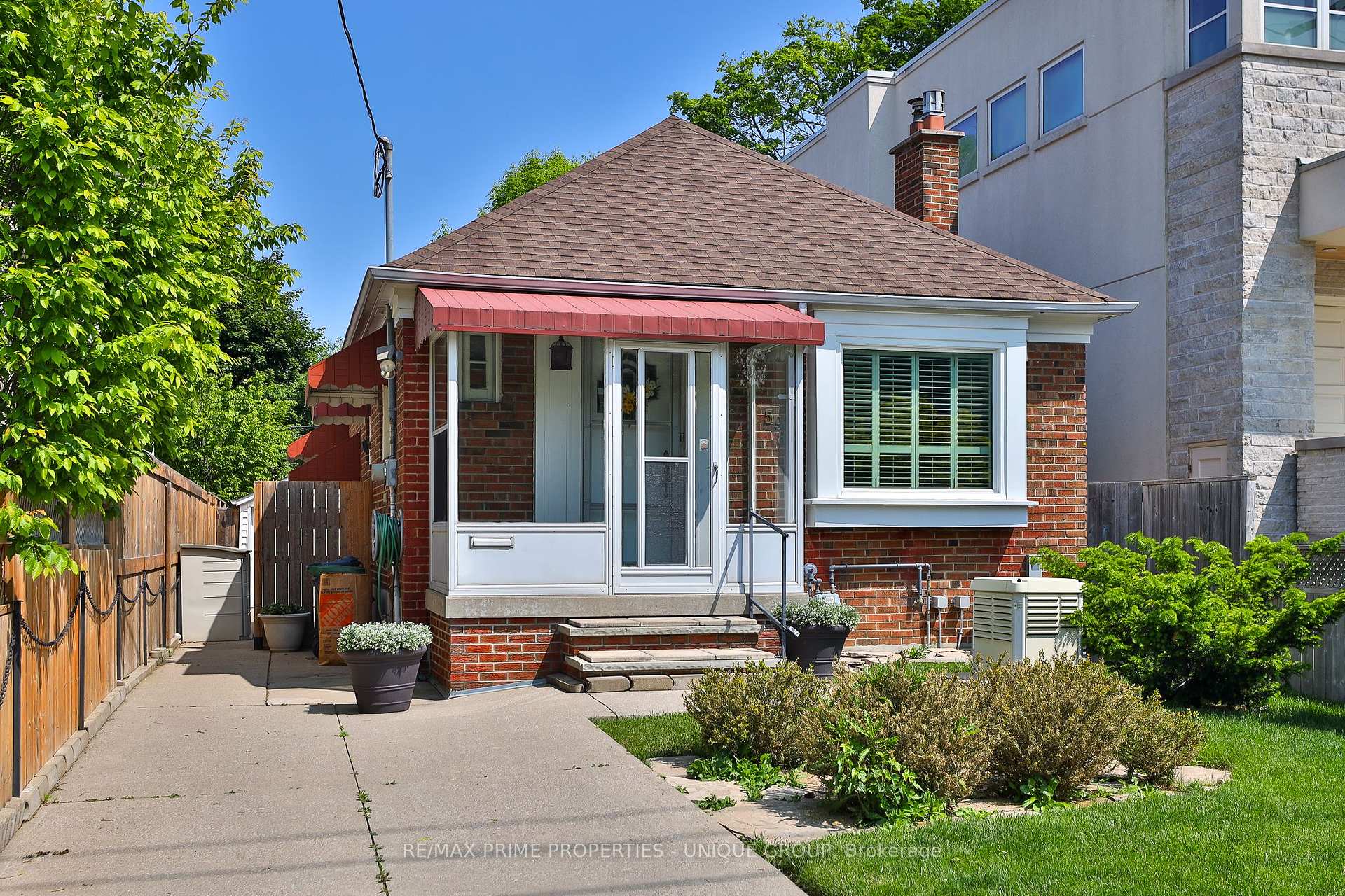 598 Broadway Avenue Toronto Ontario Canada Sold residential Ryan De Castro RE/MAX PRIME PROPERTIES - UNIQUE GROUP*