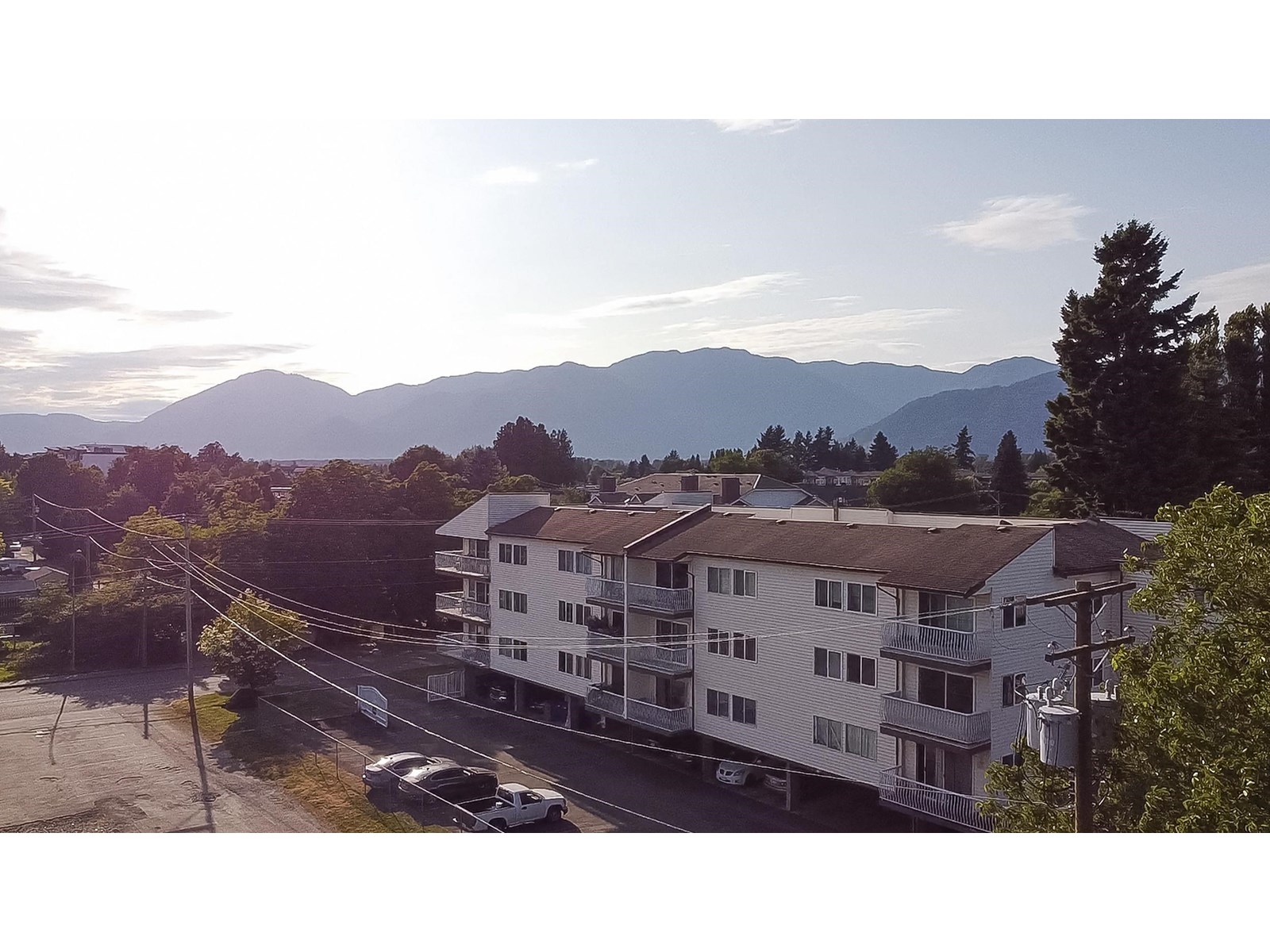 46235 PRINCESS AVENUE|Chilliwack Chilliwack British Columbia Canada Sale residential Gonzalo Santos PREC Real Broker B.C. Ltd.