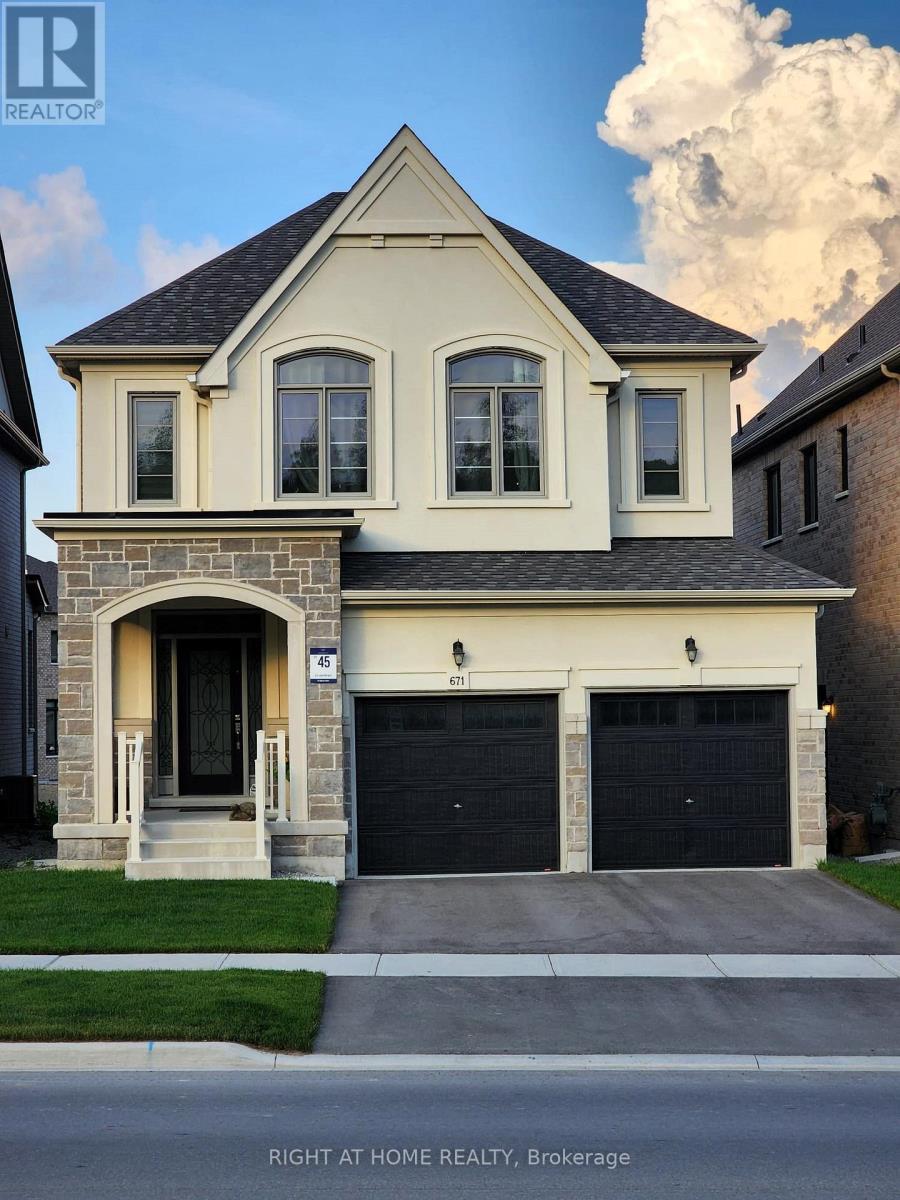 671 Langford Boulevard Bradford West Gwillimbury Ontario Canada Sale residential Elena Bajenova Right at Home Realty, Brokerage*