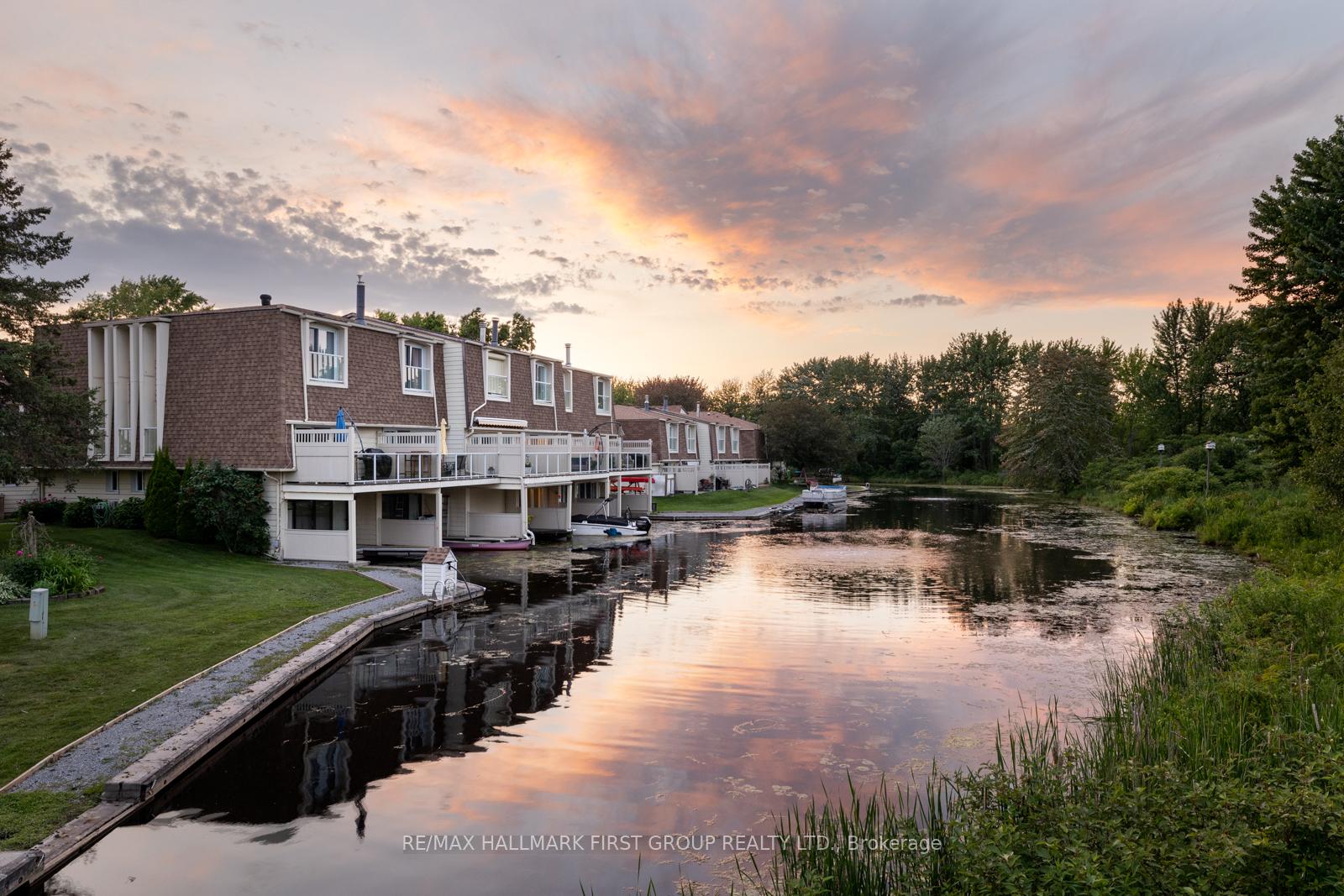 9 - 4 Paradise Boulevard — recently sold in Lagoon City