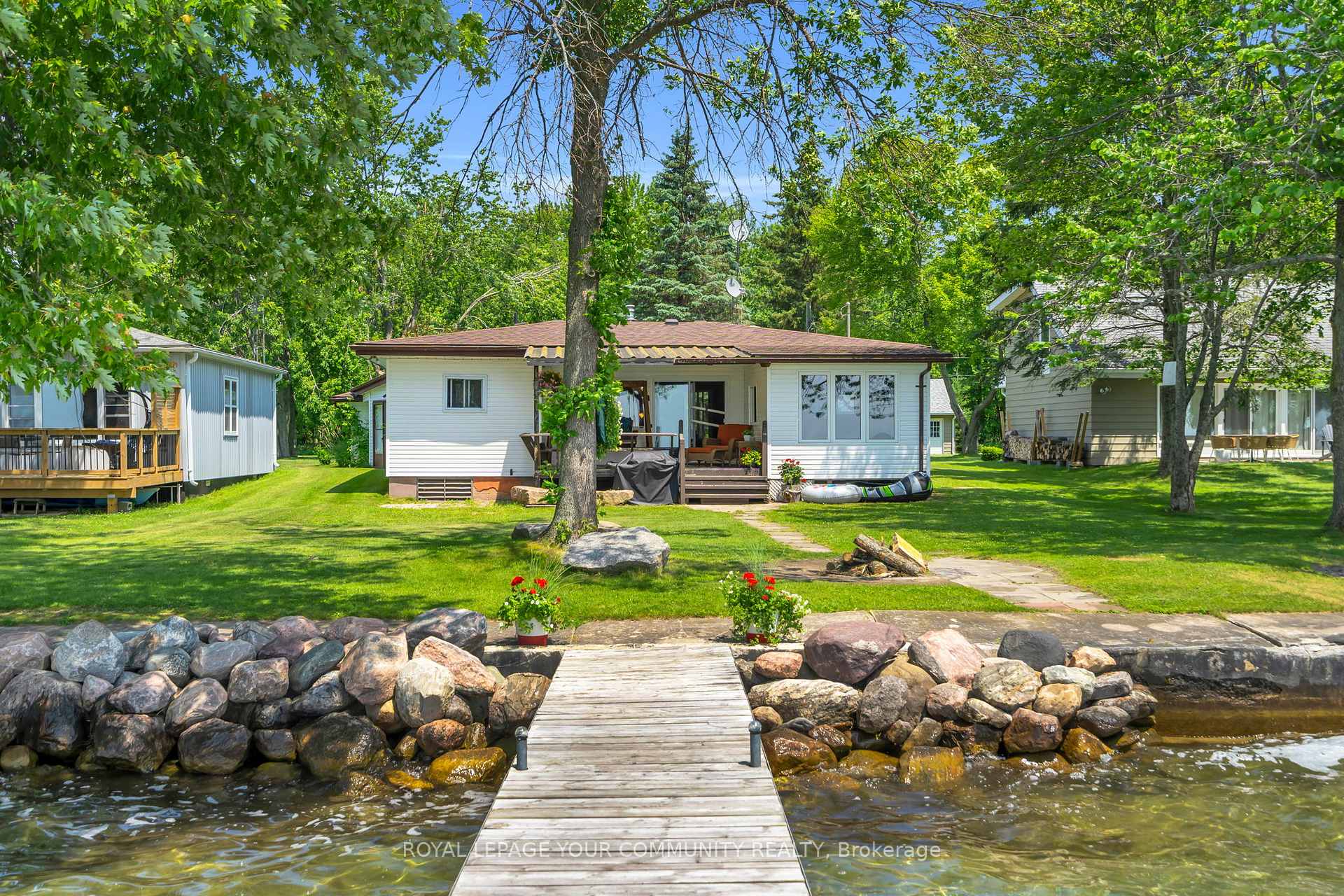 3324 Amilia Drive — recently sold in Lagoon City