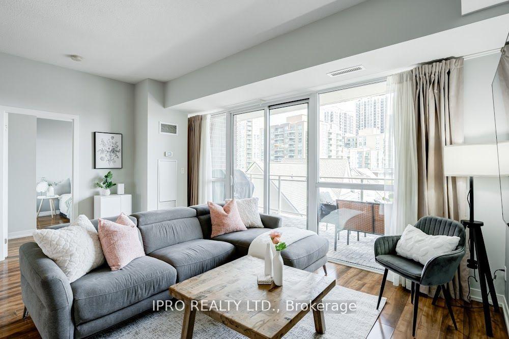 406 - 5101 Dundas Street W Toronto Ontario Canada Sold residential Honey Choi RE/MAX West Realty Inc., Brokerage *