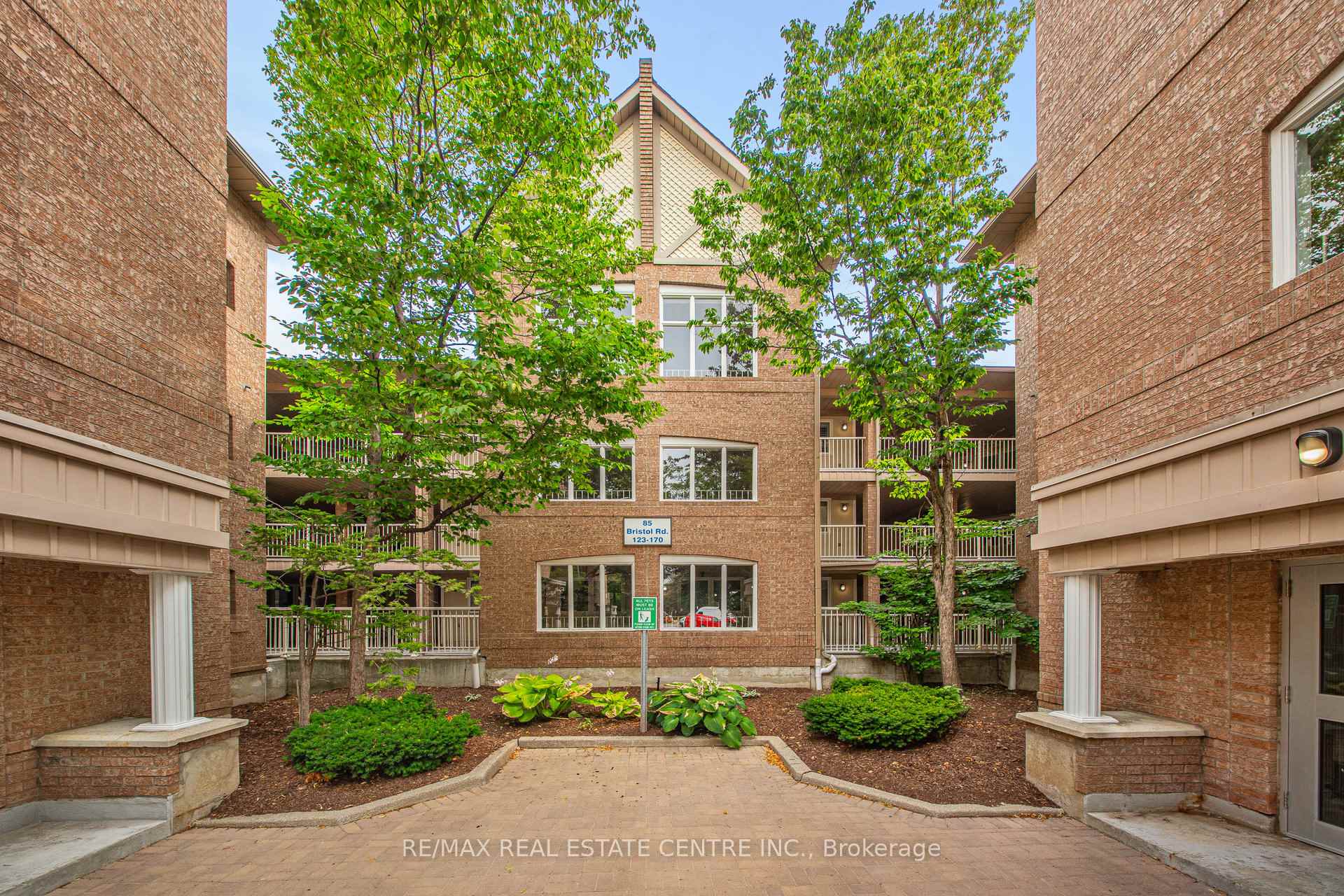 126 - 85 Bristol Road E Mississauga Ontario Canada Rented residential SAMEH BASTAWROSE RE/MAX REAL ESTATE CENTRE INC., BROKERAGE 
