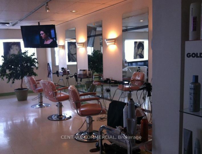 208 - 738 Sheppard Avenue E Toronto Ontario Canada Lease commercial Morteza Sedighian Central Commercial Realty