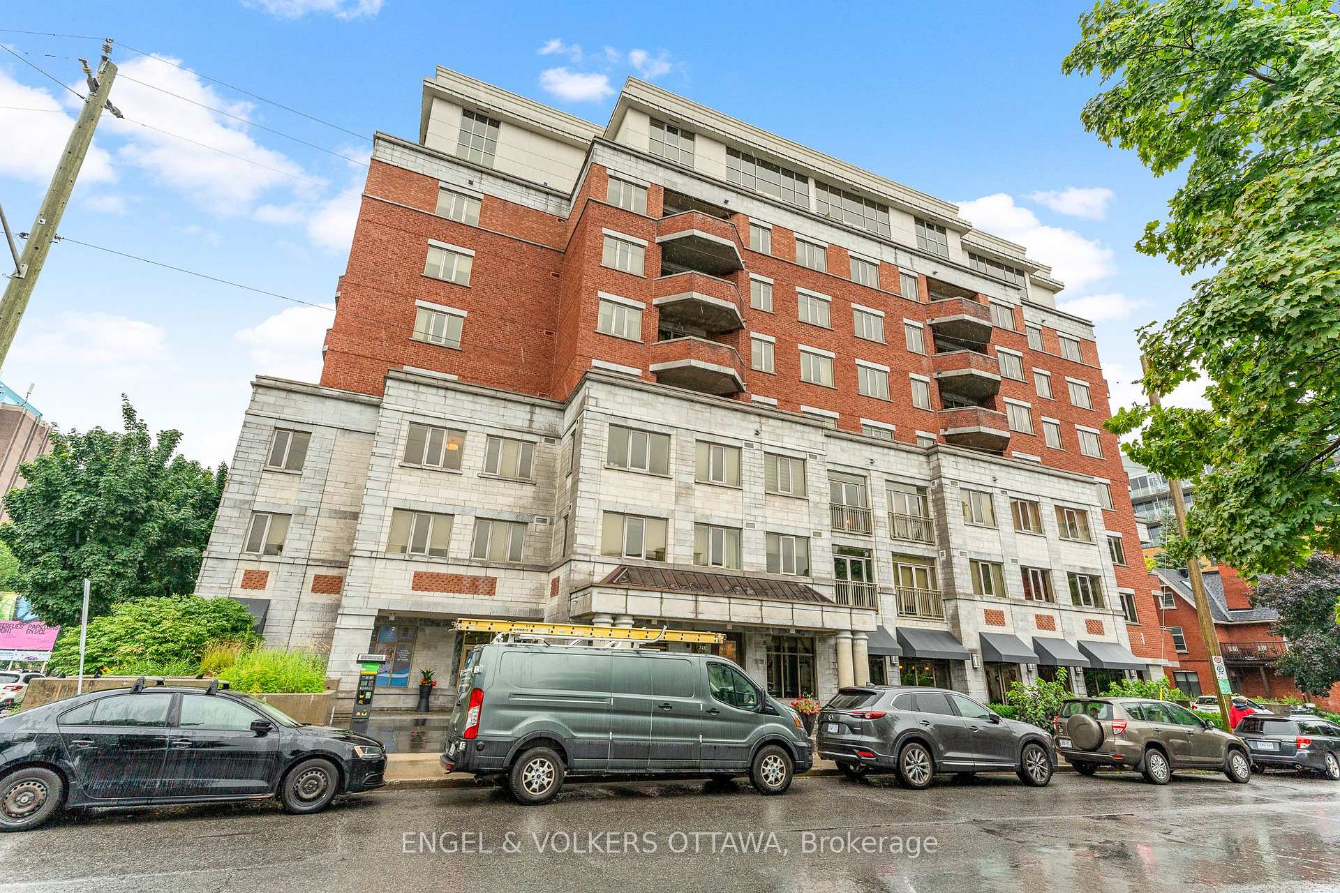 102 - 320 Mcleod Street Ottawa Ontario Canada Rented residential Royal LePage Performance Realty, Brokerage *