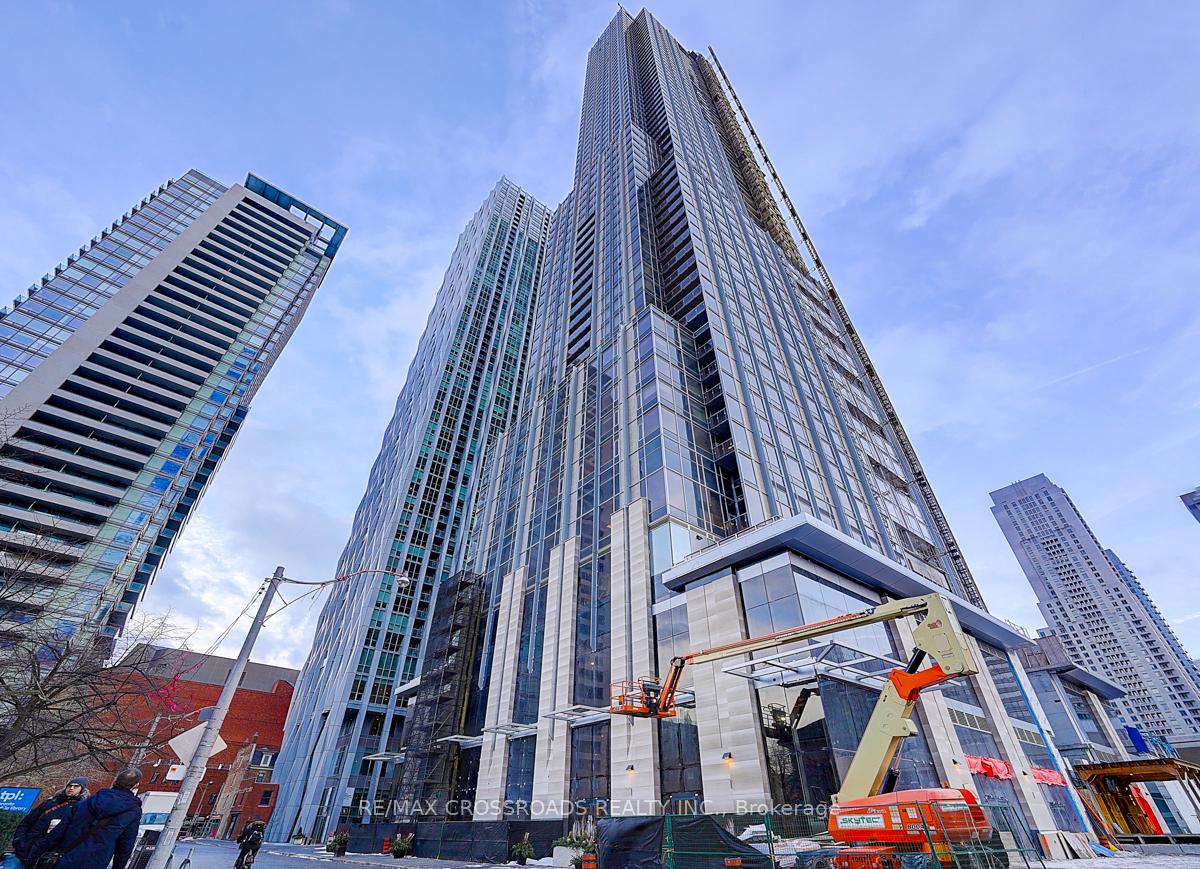 1607 - 11 Yorkville Avenue Toronto Ontario Canada Sale residential Cindy Wen RE/MAX CROSSROADS REALTY INC. Brokerage*