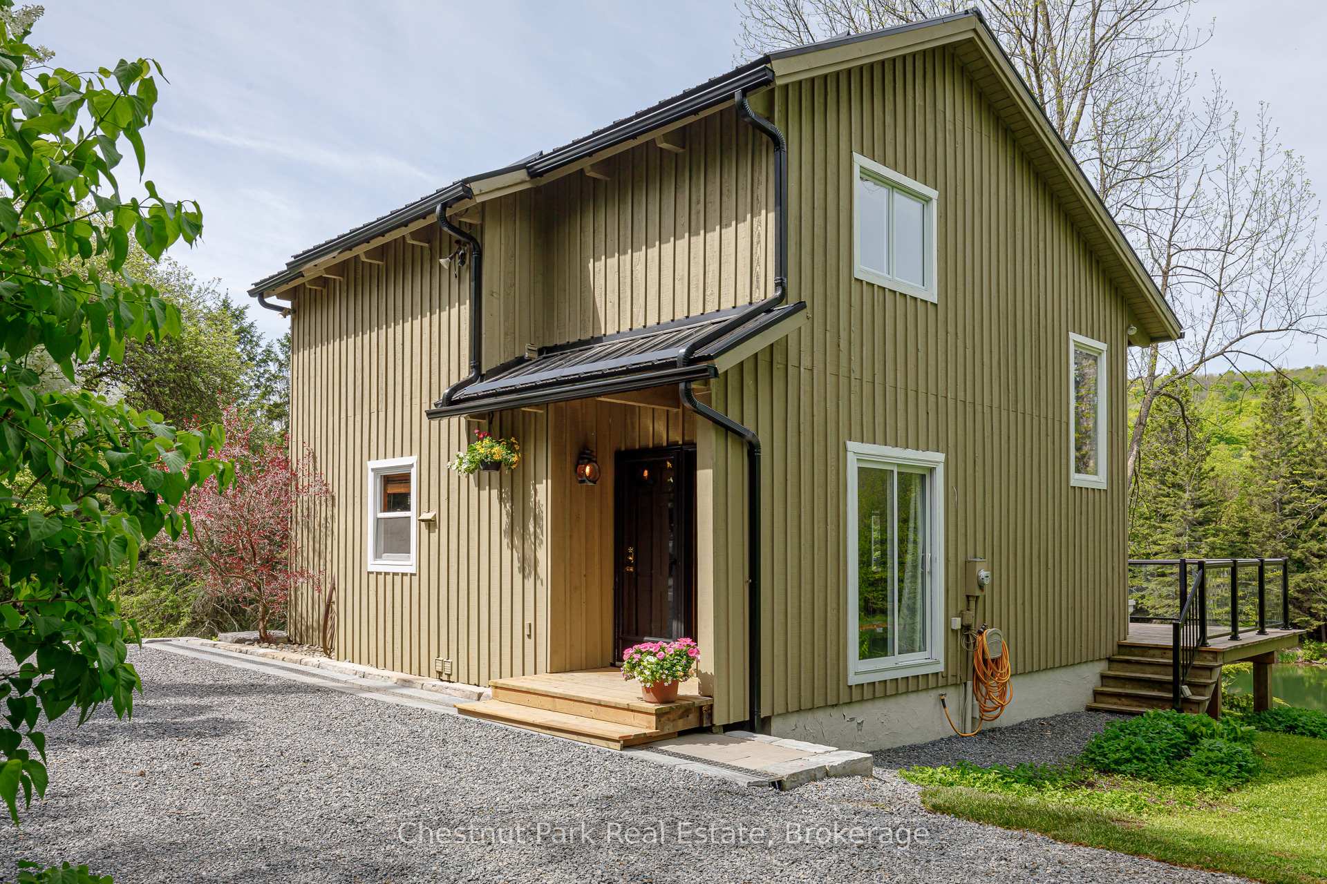 4 Bedroom Single Family Home/House's Image 4