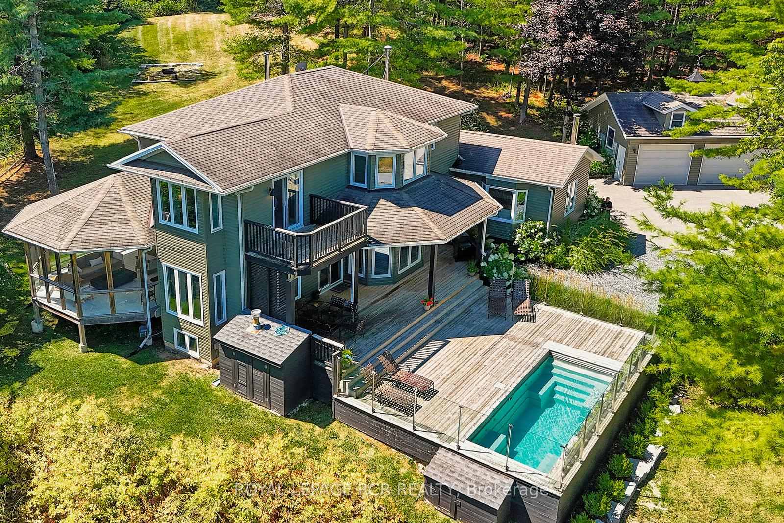 1614 Nottawasaga Concession Rd 1 Clearview Ontario Canada Sale residential Leo Weel RE/MAX Four Seasons Realty Ltd., Brokerage*