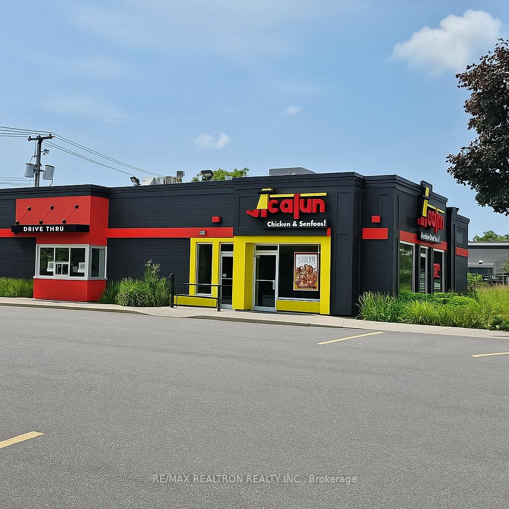 327 Atherley Road Orillia Ontario Canada Sale commercial Zac Koshy RE/MAX Realtron Realty Inc., Brokerage*