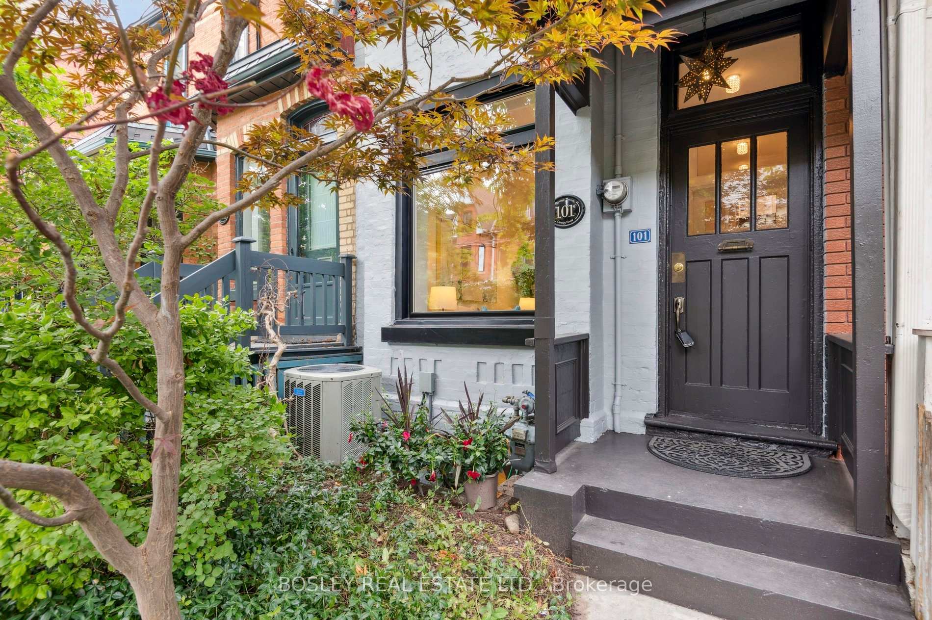 101 Major Street Toronto Ontario Canada Sold residential Susan Bodie Bosley Real Estate Ltd., Brokerage *