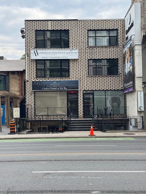 2nd & 3 - 92 Avenue Road Toronto Ontario Canada Lease commercial Zac Koshy RE/MAX Realtron Realty Inc., Brokerage*