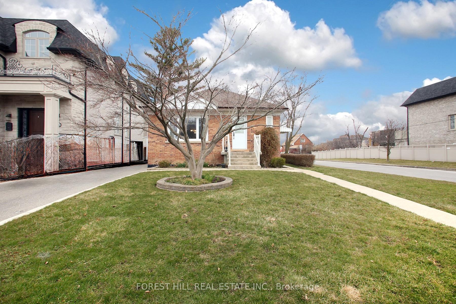 26 Alexis Boulevard Toronto Ontario Canada Sale residential Paolo Lallone Forest Hill Real Estate Inc., Brokerage*