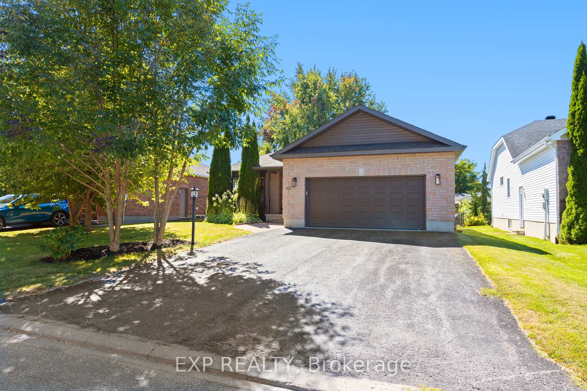 162 INNISKILLIN Drive Ottawa Ontario Canada Sold residential Devon Wadden RE/MAX HALLMARK REALTY GROUP