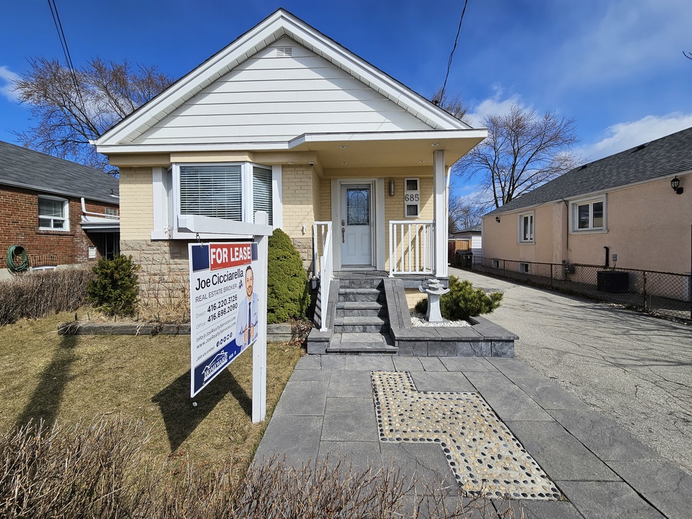 685 Pharmacy Ave  Toronto Ontario Canada Rented residential Joe Cicciarella REAL ESTATE HOMEWARD Brokerage*