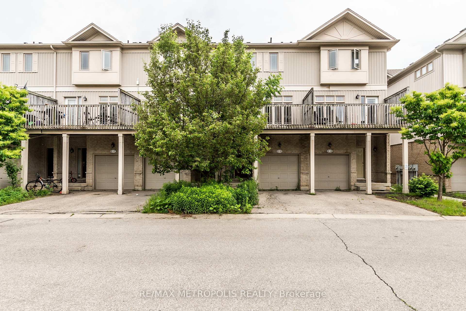 C15 - 619 Wild Ginger Avenue Waterloo Ontario Canada Rent residential DIPEN PATEL RE/MAX Metropolis Realty Brokerage*