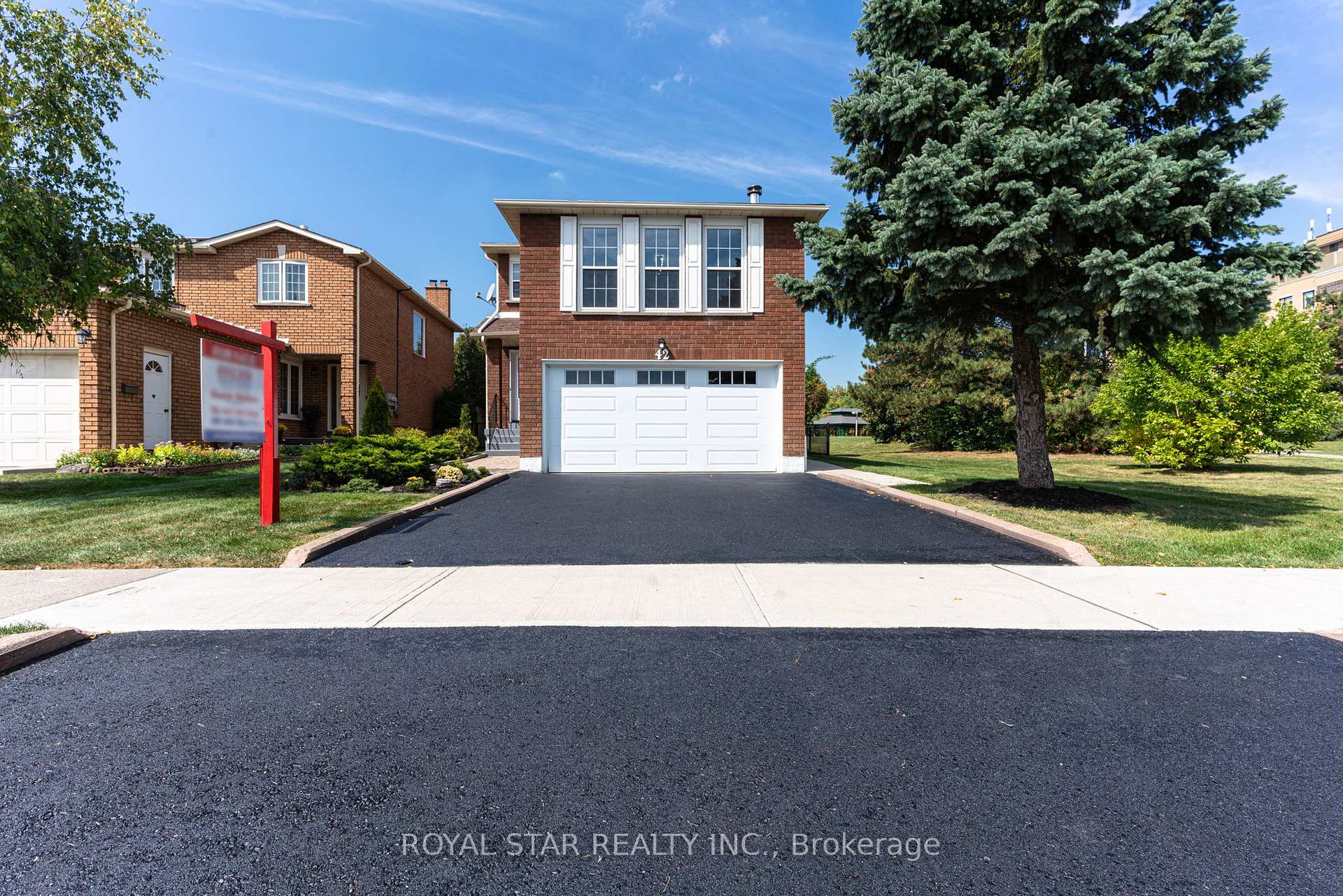 42 Kingknoll Drive Brampton Ontario Canada Sale residential Koshy Thomas Royal Star Realty Inc., Brokerage*