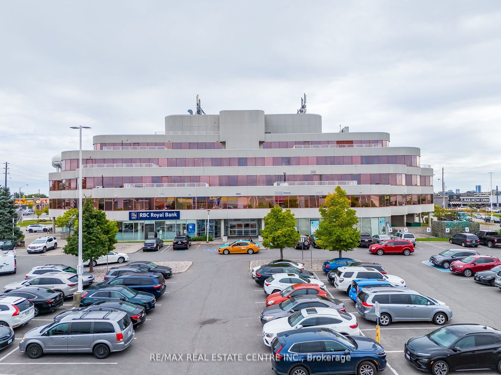 #18 - 1940 Eglinton Avenue E Toronto Ontario Canada Lease commercial Heather Mackenzie Skybound Realty, Brokerage 