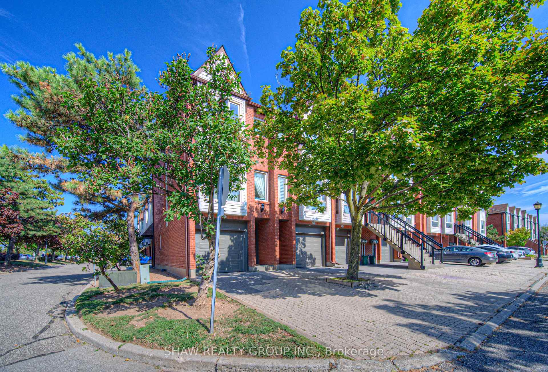 502 - 895 Maple Avenue Burlington Ontario Canada Sale residential Waldi Niburski Sutton Group Innovative Realty Inc., Brokerage*