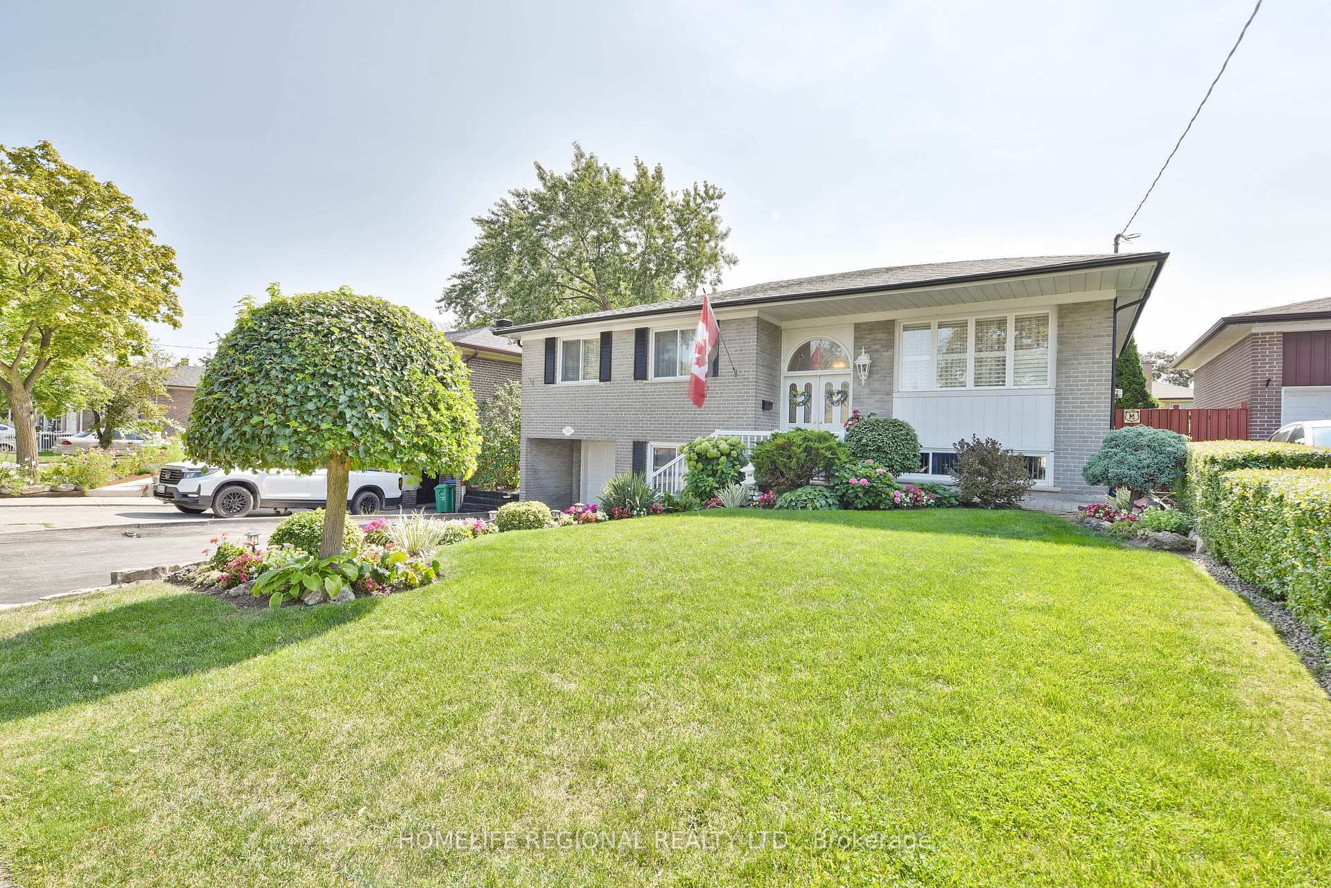 7190 Madiera Road Mississauga Ontario Canada Sale residential Michael Cabral HomeLife Regional Realty Ltd., Brokerage