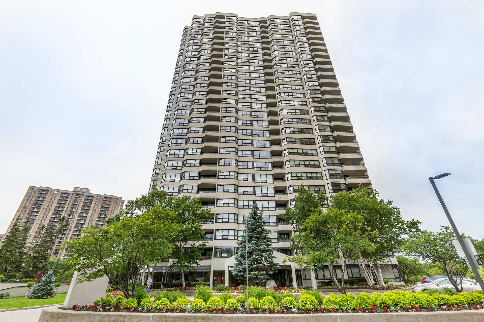 2407 - 1510 Riverside Drive Ottawa Ontario Canada Sold residential Royal LePage Performance Realty, Brokerage *