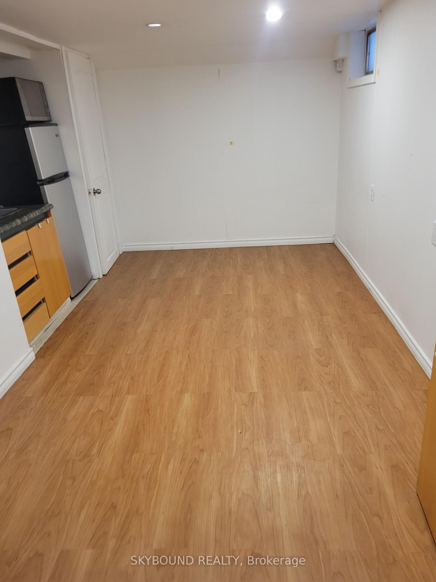 #5 - 746 Coxwell Avenue Toronto Ontario Canada Rent residential John Chinembiri SKYBOUND REALTY, BROKERAGE*