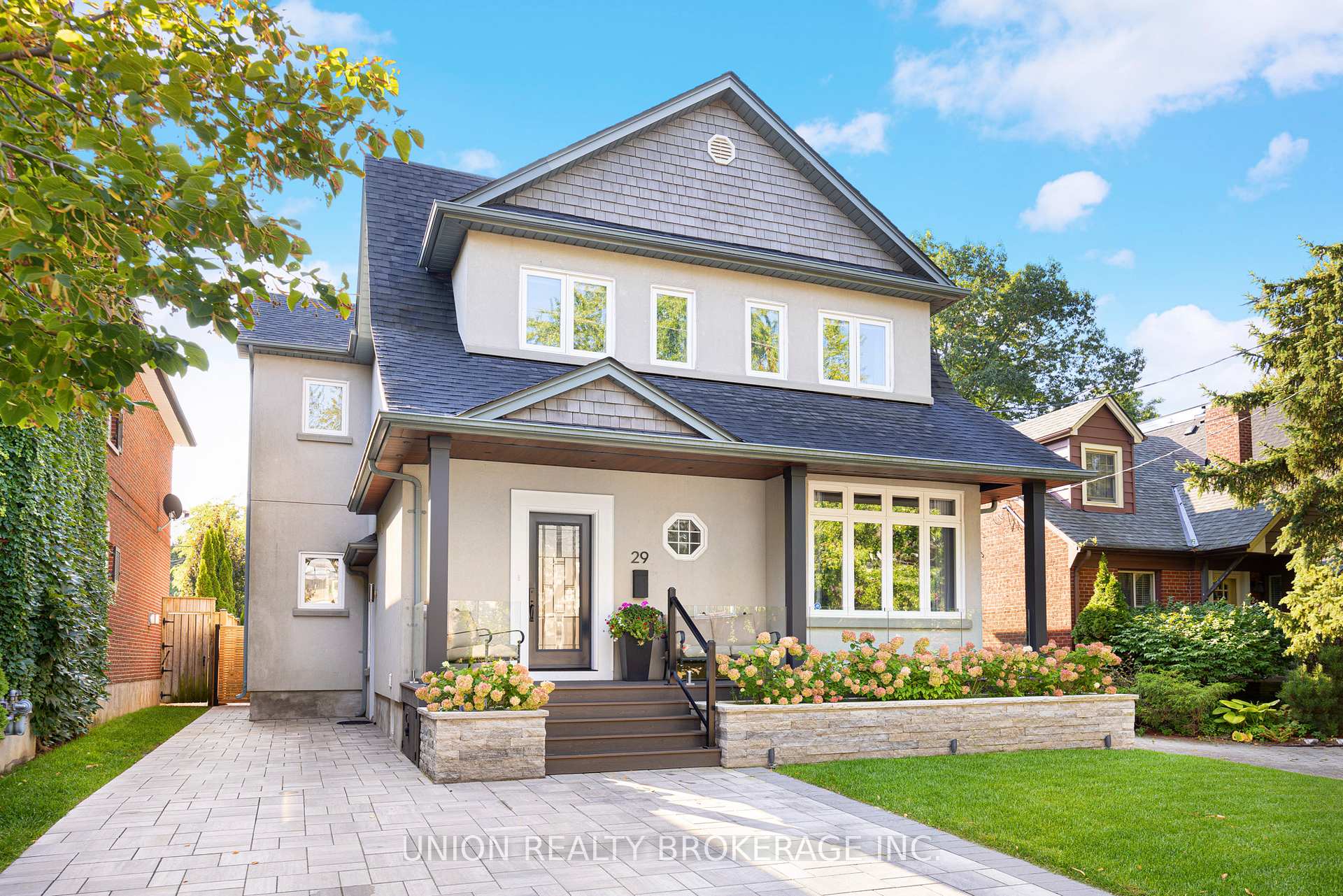 29 Lynndale Road Toronto Ontario Canada Sold residential Heather Mackenzie Skybound Realty, Brokerage 