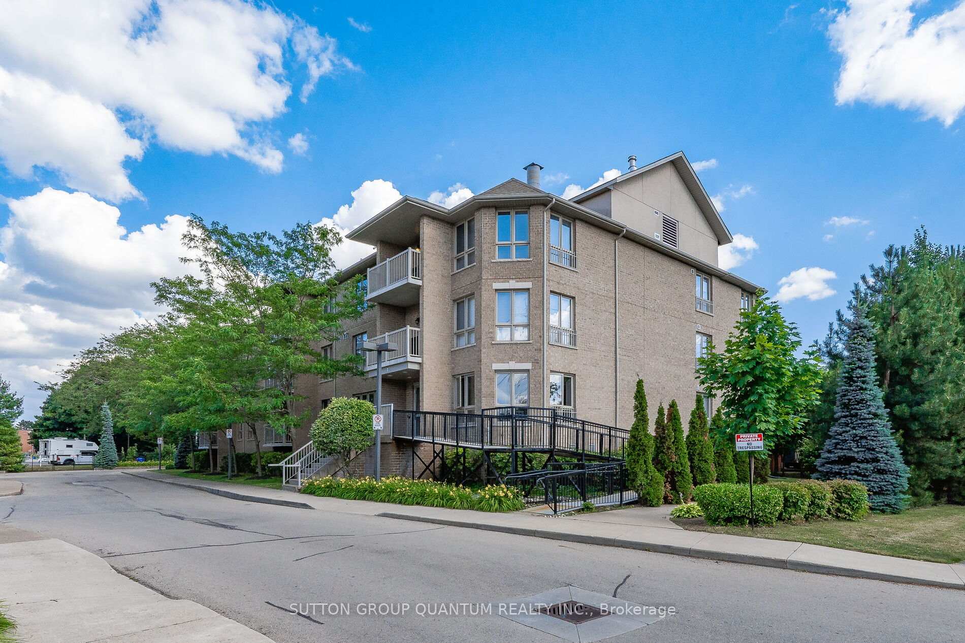 313 - 56 Kerman Avenue S Grimsby Ontario Canada Sale residential Rahul Malik Sutton Group Quantum Realty Inc., Brokerage*