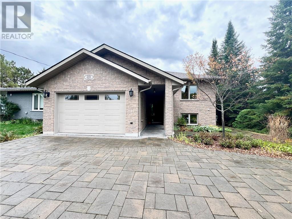 527 Ester Street Sudbury Ontario Canada Sale residential Carmen Bedard RE/MAX SUDBURY INC., BROKERAGE